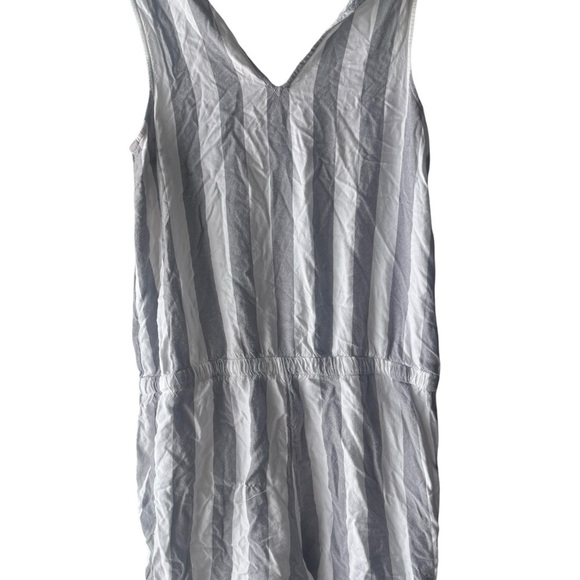 Banana Republic Sleeveless Romper - Picture 3 of 4